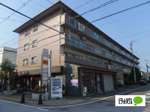 建物外観　鉄筋コンクリート！