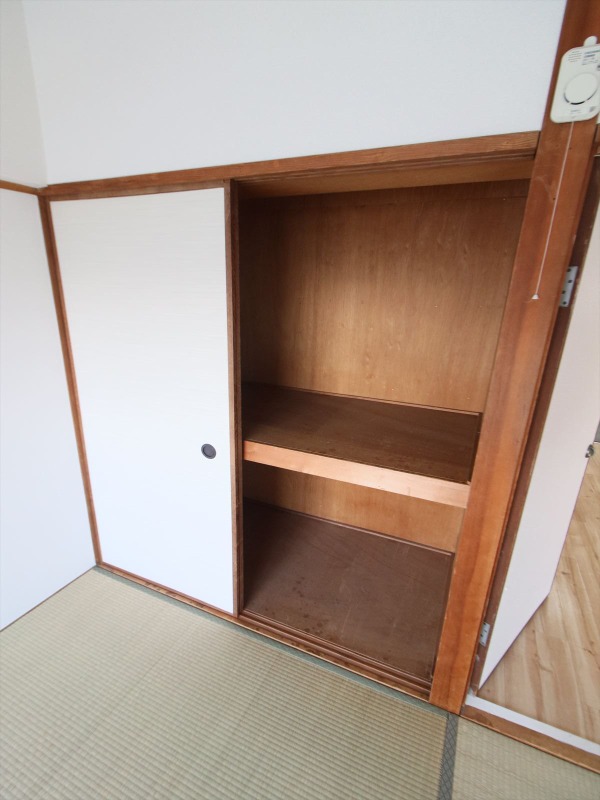 収納　大きな押入れ収納