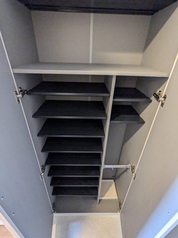 玄関　参考写真（同物件別部屋）