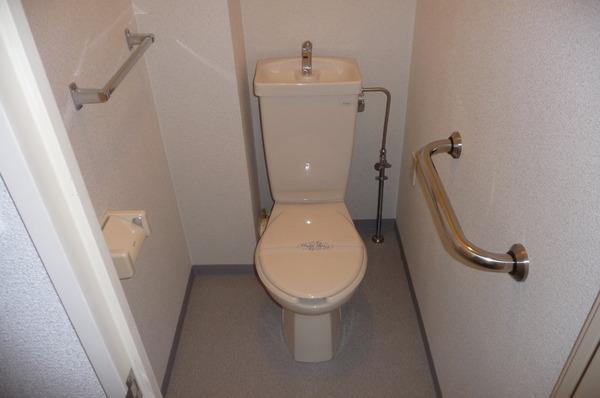 エミネンス立矢のトイレ写真