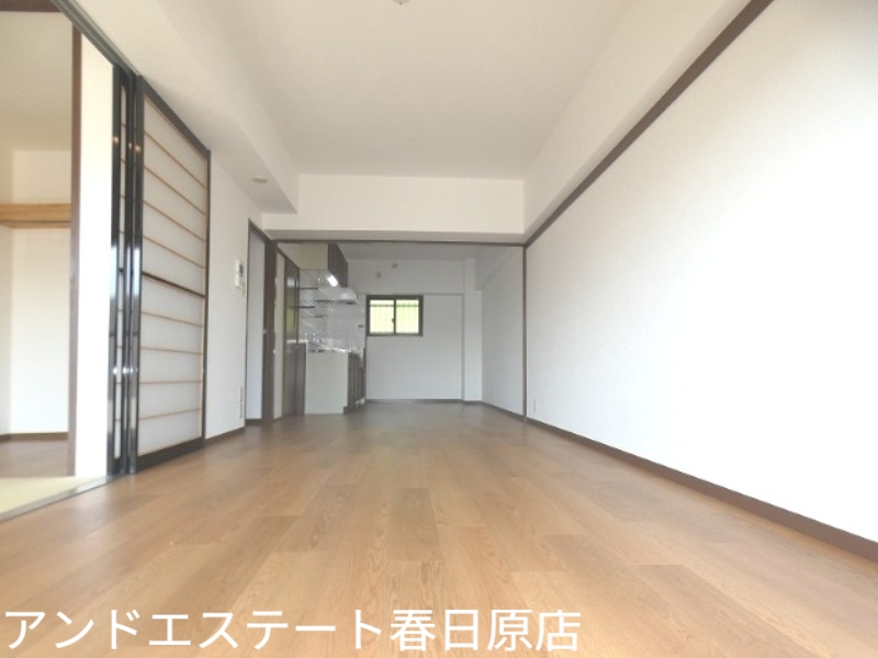 居室・リビング　別号室の写真です