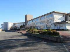 中学校　近江八幡市立八幡西中学校（中学校）まで1816m