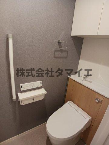 トイレ　落ち着いたトイレです