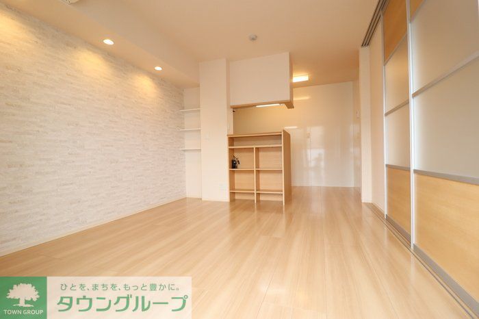 居室・リビング　現地待ち合わせ歓迎♪お問合せはタウンハウジングまで！
