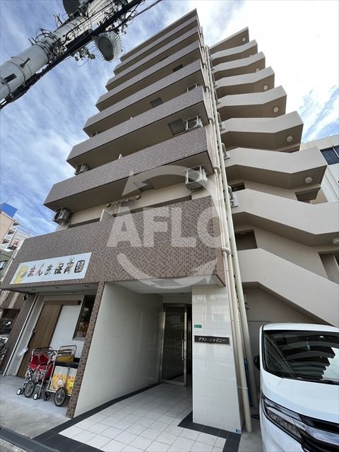 建物外観　グラン・シャイニー　外観