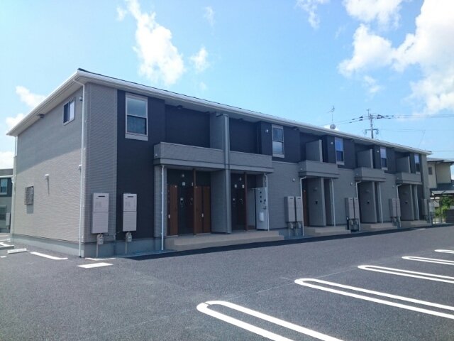 建物外観　外観は落ち着いています
