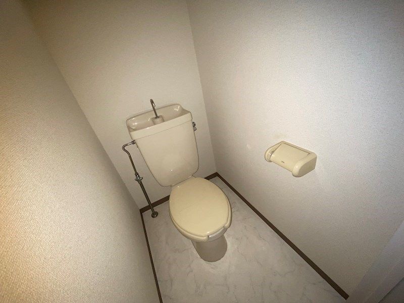 トイレ　別号室参照