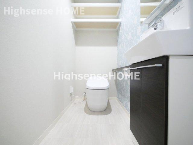 トイレ　清潔感のあるトイレです