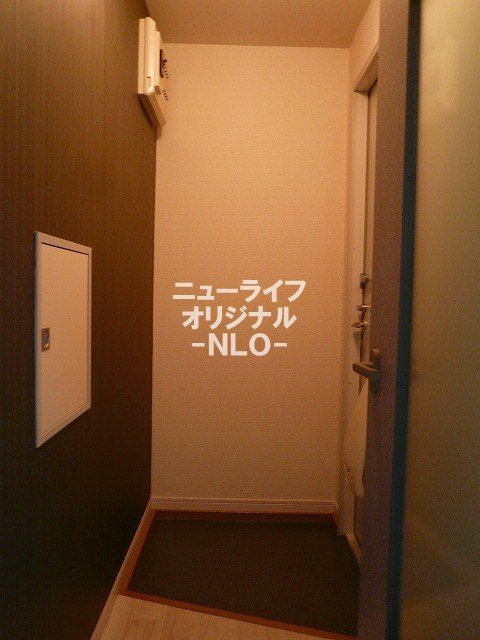 玄関　お好みの収納をお持ち込みいただけます☆