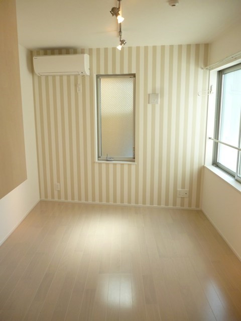 居室・リビング　明るいお部屋