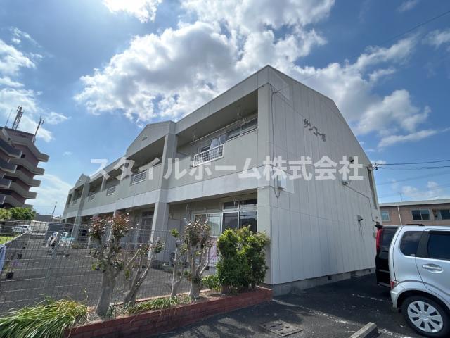 建物外観　外観写真（昼）