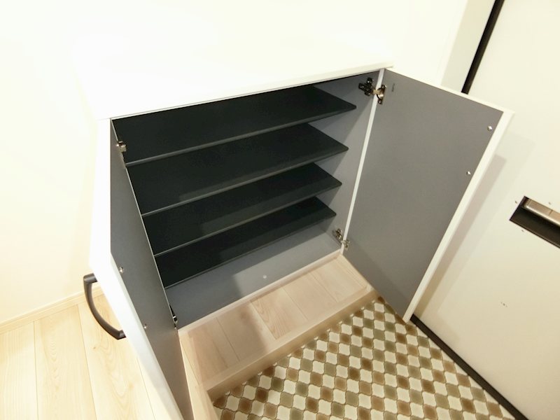 収納　シンプルで使いやすい玄関です