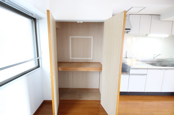 収納　※別部屋の写真です