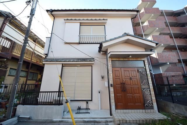 建物外観　周辺は住宅街です