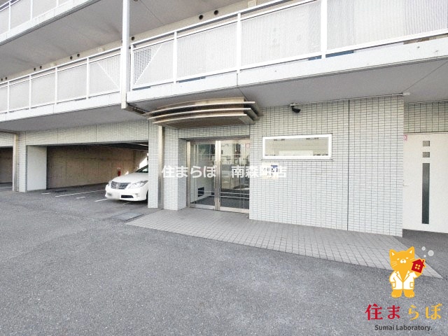 エントランス　共用部の印象も大切に