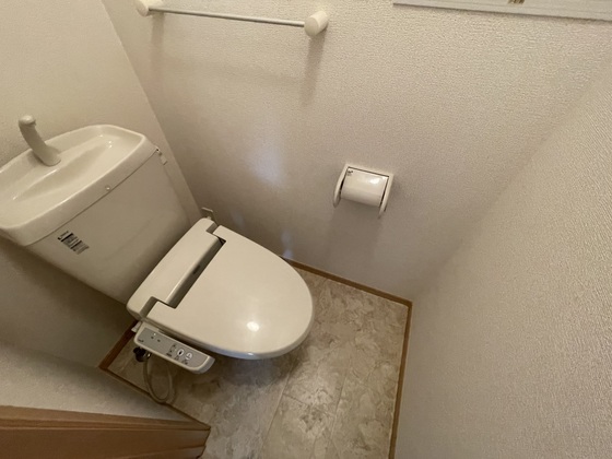 トイレ　※別部屋の写真です
