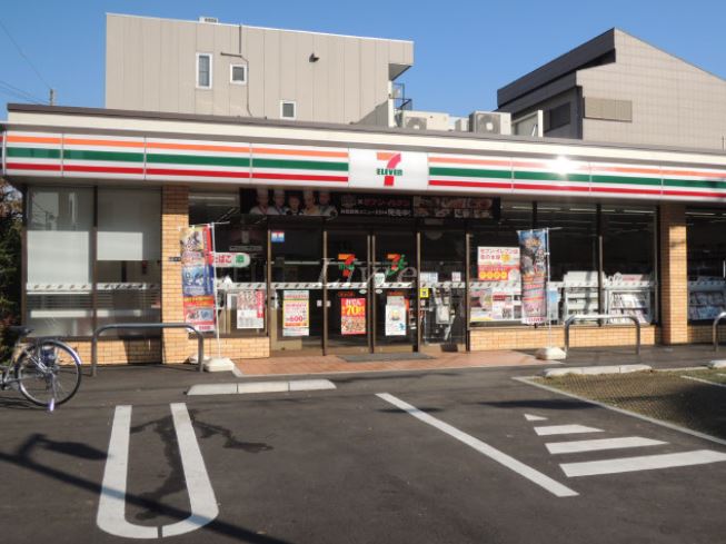 コンビニ　セブンイレブン（コンビニ）まで110m