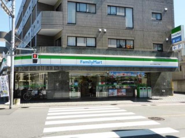コンビニ　ファミリーマートあぶらや給田三丁目店（コンビニ）まで166m