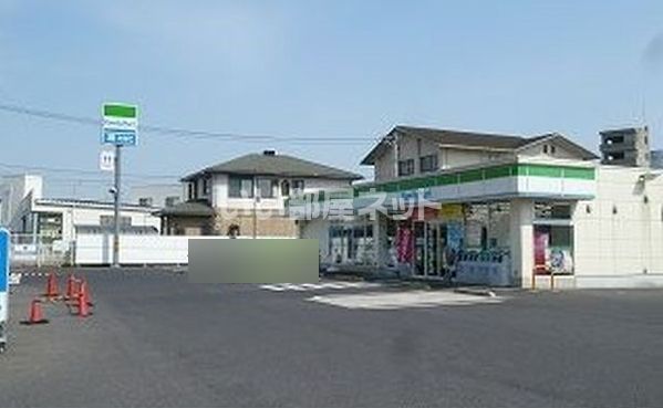 コンビニ　ファミリーマート 松江学園南店（コンビニ）まで1009m