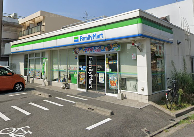 コンビニ　ファミリーマート 瑞穂通二丁目店（コンビニ）まで973m