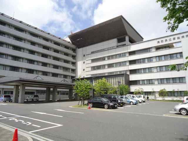 病院　鳥取県立厚生病院（病院）まで2200m