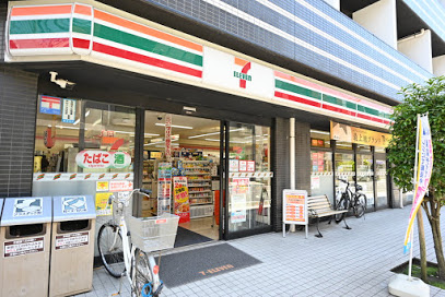 コンビニ　セブンイレブン 練馬中村3丁目北店（コンビニ）まで1m