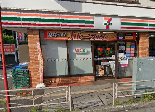 コンビニ　セブンイレブン 横浜峰岡町店（コンビニ）まで485m