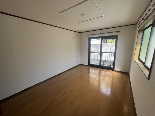 大久保町戸建の内装写真