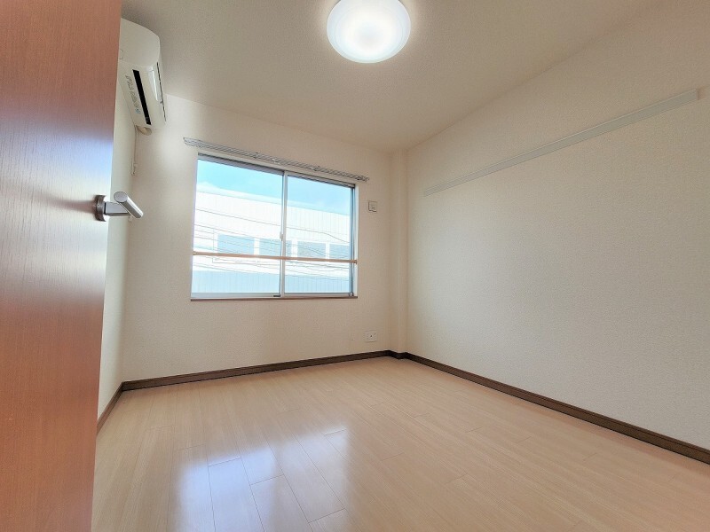 その他部屋・スペース　※同建物の別のお部屋の写真です。