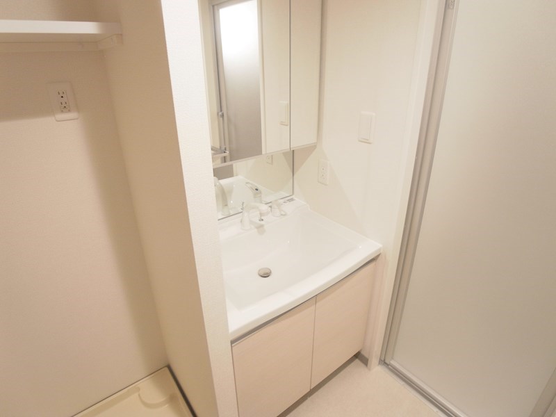 洗面設備　同物件別部屋参考写真