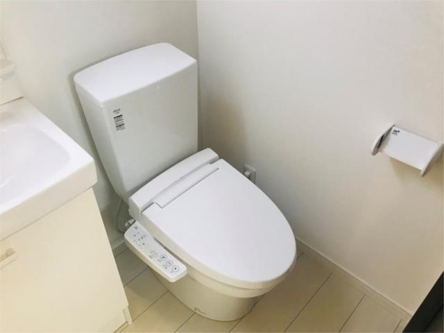 トイレ　別部屋参考写真