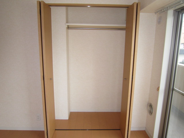 収納　※別のお部屋の写真の為、現況を優先とさせて頂きます。