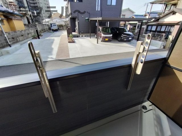 バルコニー　別部屋イメージ写真