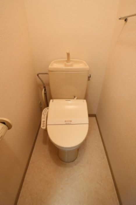 トイレ　清潔感のあるトイレです