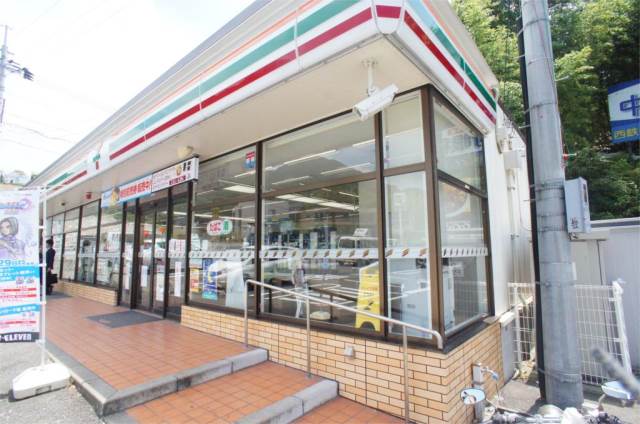 コンビニ　セブンイレブン 福岡下原1丁目店（コンビニ）まで489m