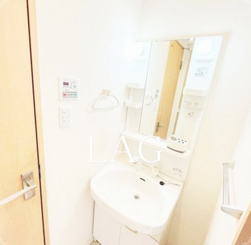 洗面設備　洗面台です。