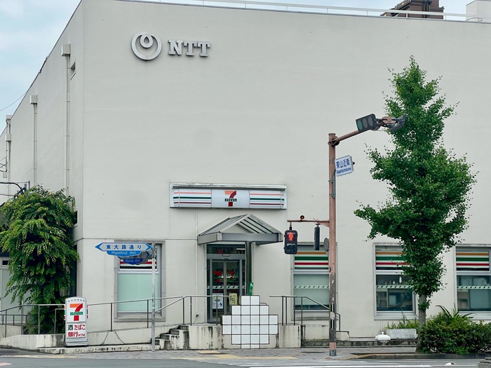 コンビニ　セブン-イレブン 京都吉田近衛町店（コンビニ）まで700m