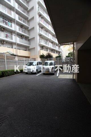 駐車場　駐車場完備です