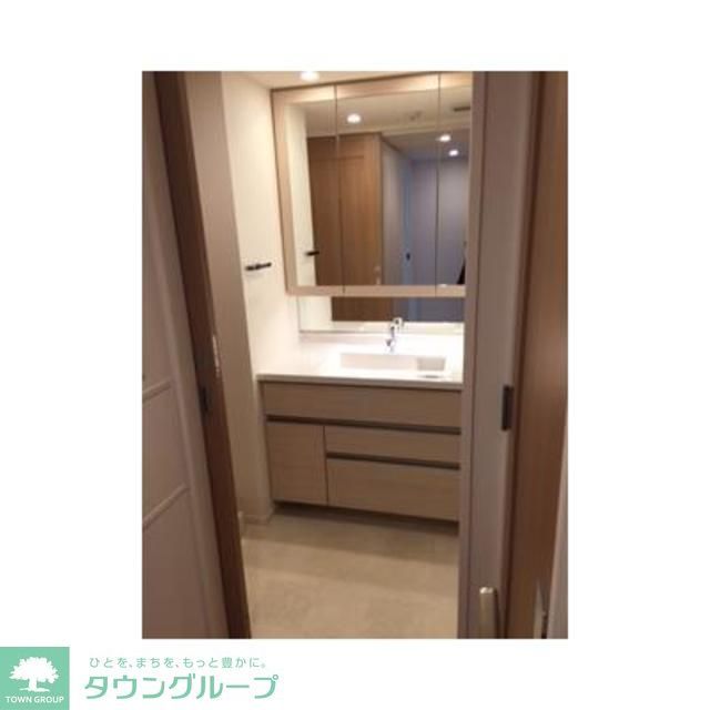洗面設備　※写真は同タイプ住戸です。
