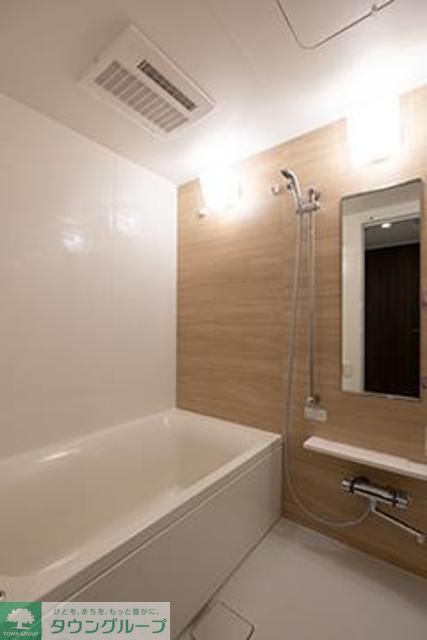 バス・シャワールーム　※写真は同タイプ住戸です。