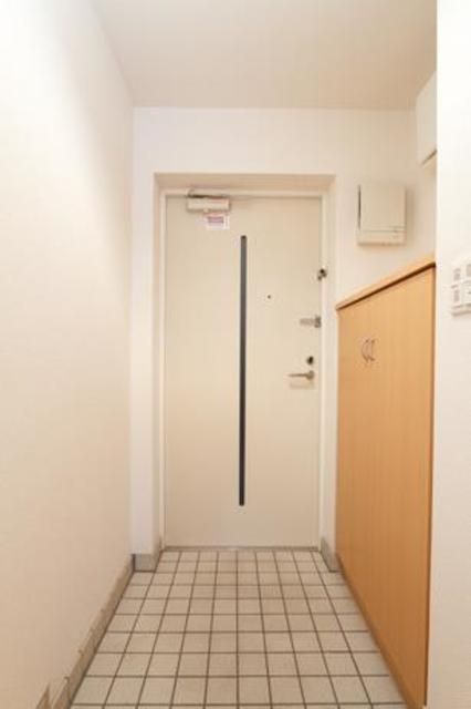 玄関　※写真は同タイプ住戸です。