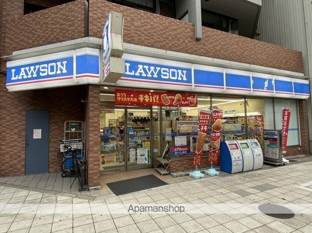 コンビニ　ローソン（コンビニ）まで136m