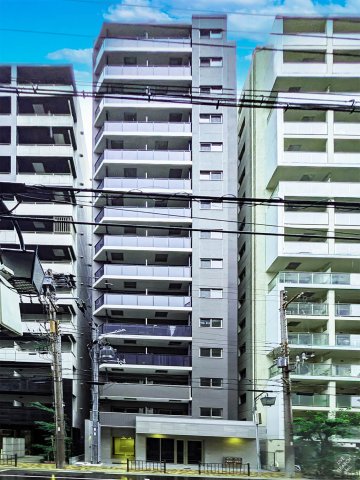 建物外観　コンフォリア・リヴ靭公園　外観