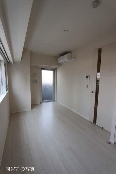 居室・リビング　同タイプ部屋　参考写真です