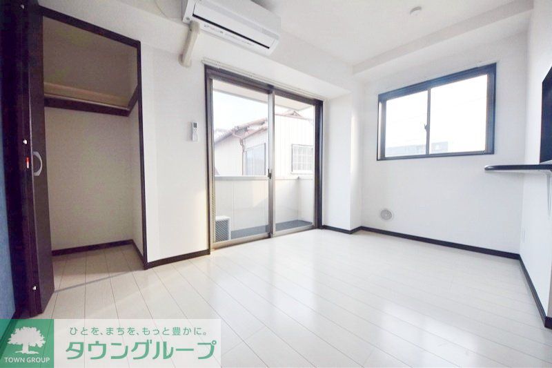 居室・リビング　お問合せはタウンハウジング蘇我店まで！※現地待合わせ相談可能