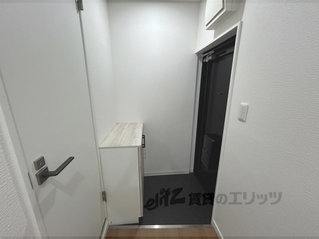 メゾンならまちの玄関写真