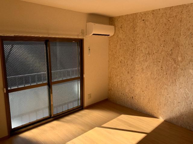 小田急線 世田谷代田駅 徒歩9分 2階建 築60年の居間写真