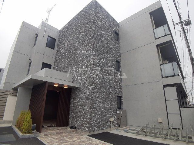 F.STAGEの外観写真