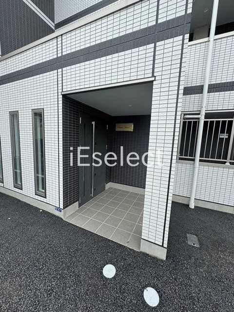 エントランス　建物入り口部分です