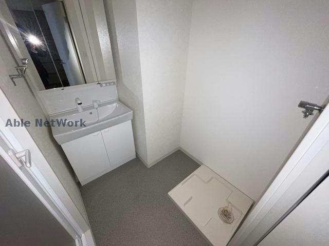 洗面設備　※同物件、別部屋の写真です